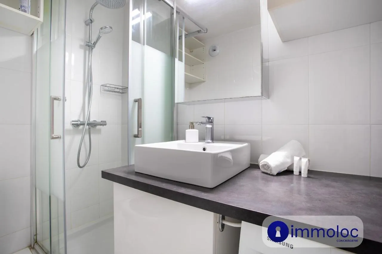 Air Conditioning Studio With Pool St Laurent Du Var سا لُرون دو فار شقة
